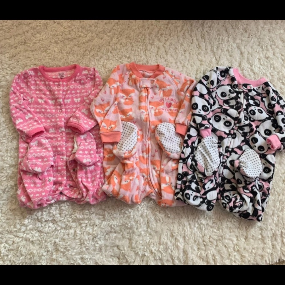 SOLD Fleece baby girl footed pajamas